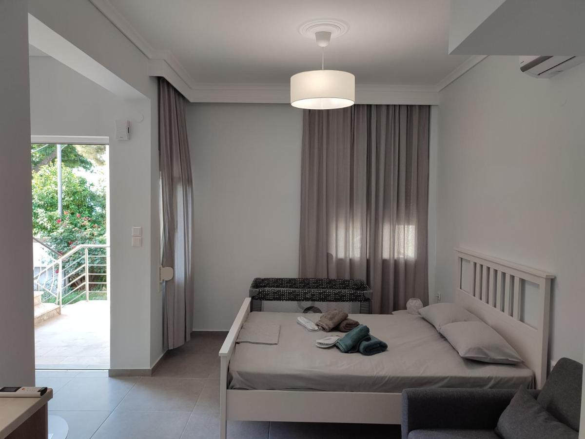 Estrella Rooms Nea Kallikrateia Ngoại thất bức ảnh